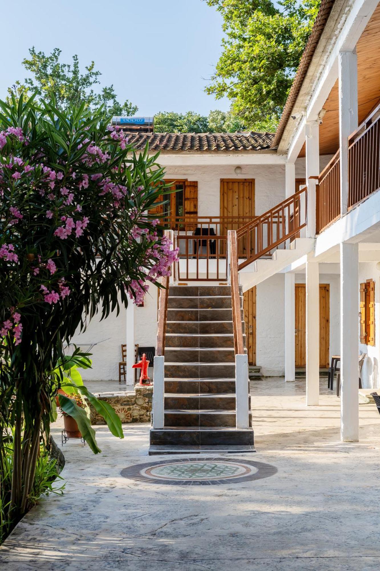 Hotel Kókkinon Nerón 外观 照片